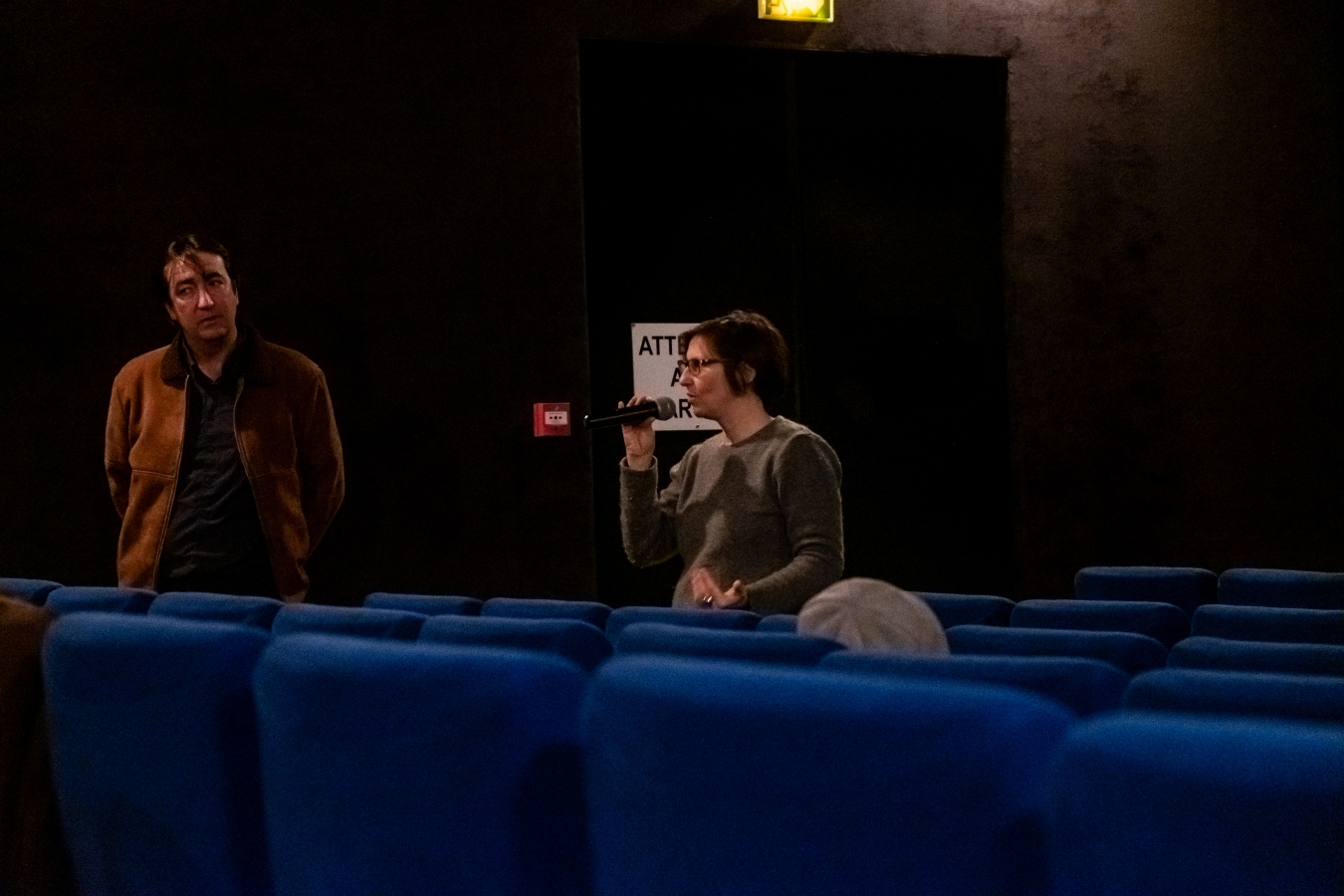 IL SE PASSE QUELQUE CHOSE