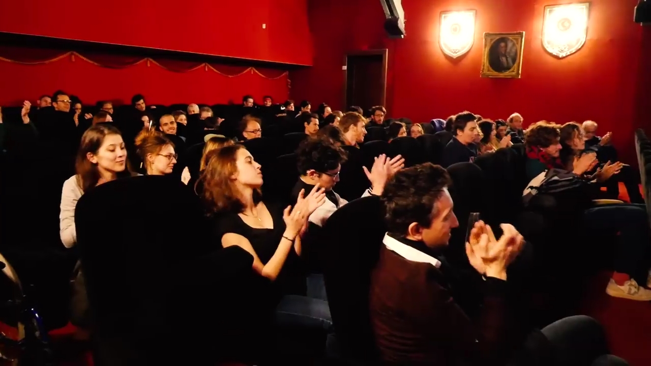 Paul va au cin&eacute;ma