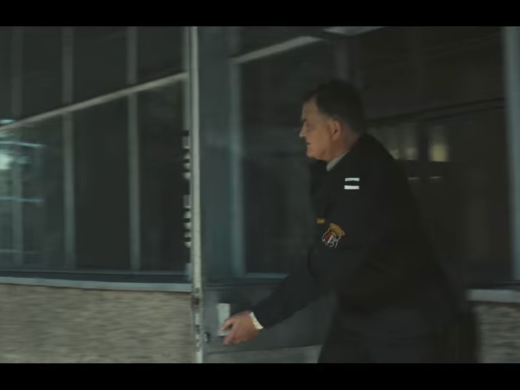 Outside the wall - News #10